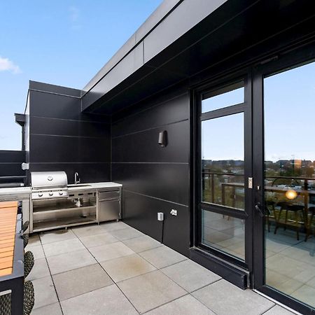 Pure Voyage Shaw Aparthotel Washington Exterior photo