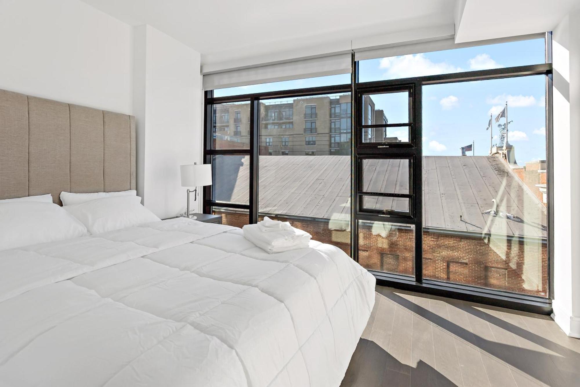 Pure Voyage Shaw Aparthotel Washington Exterior photo