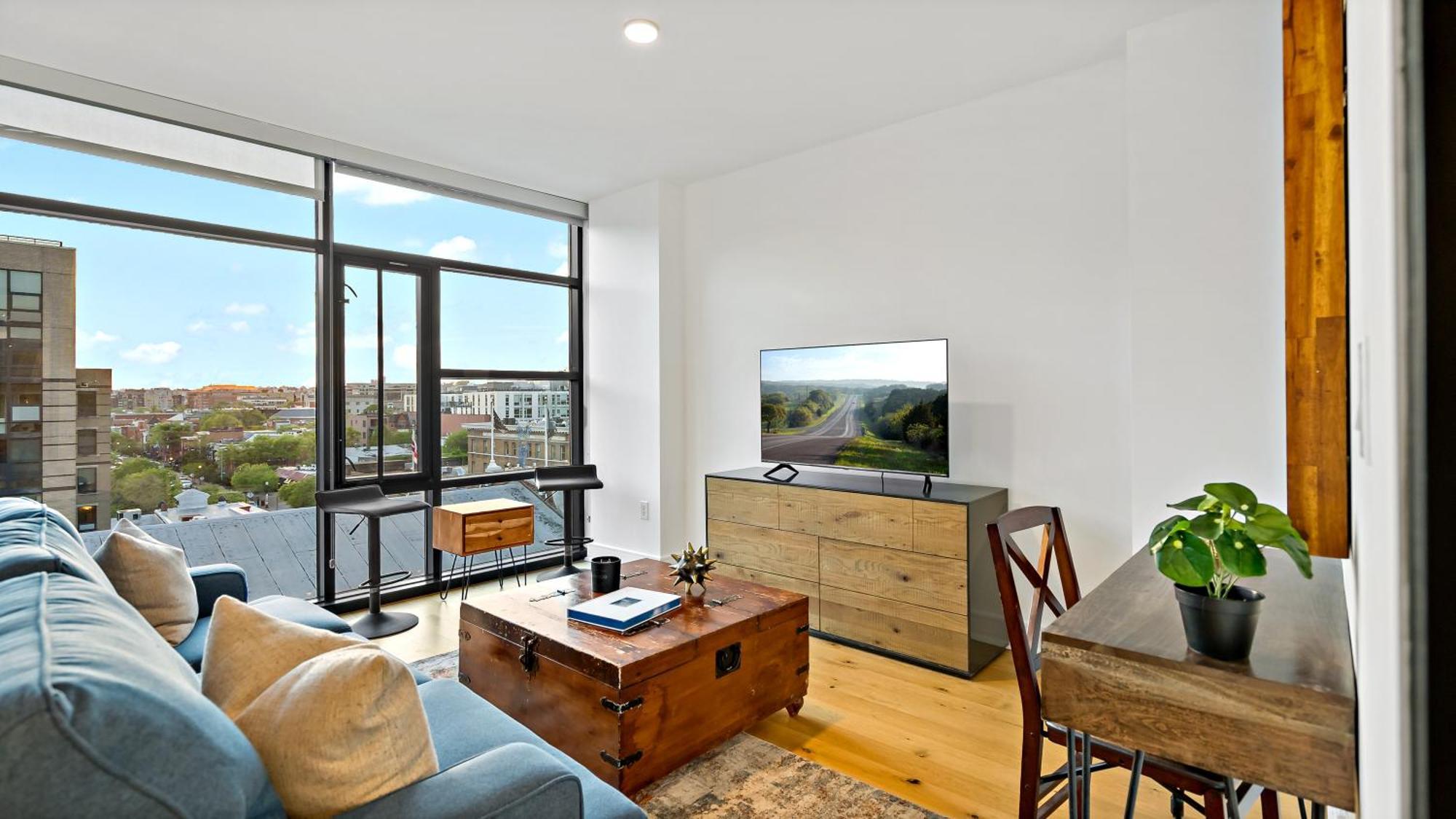 Pure Voyage Shaw Aparthotel Washington Exterior photo