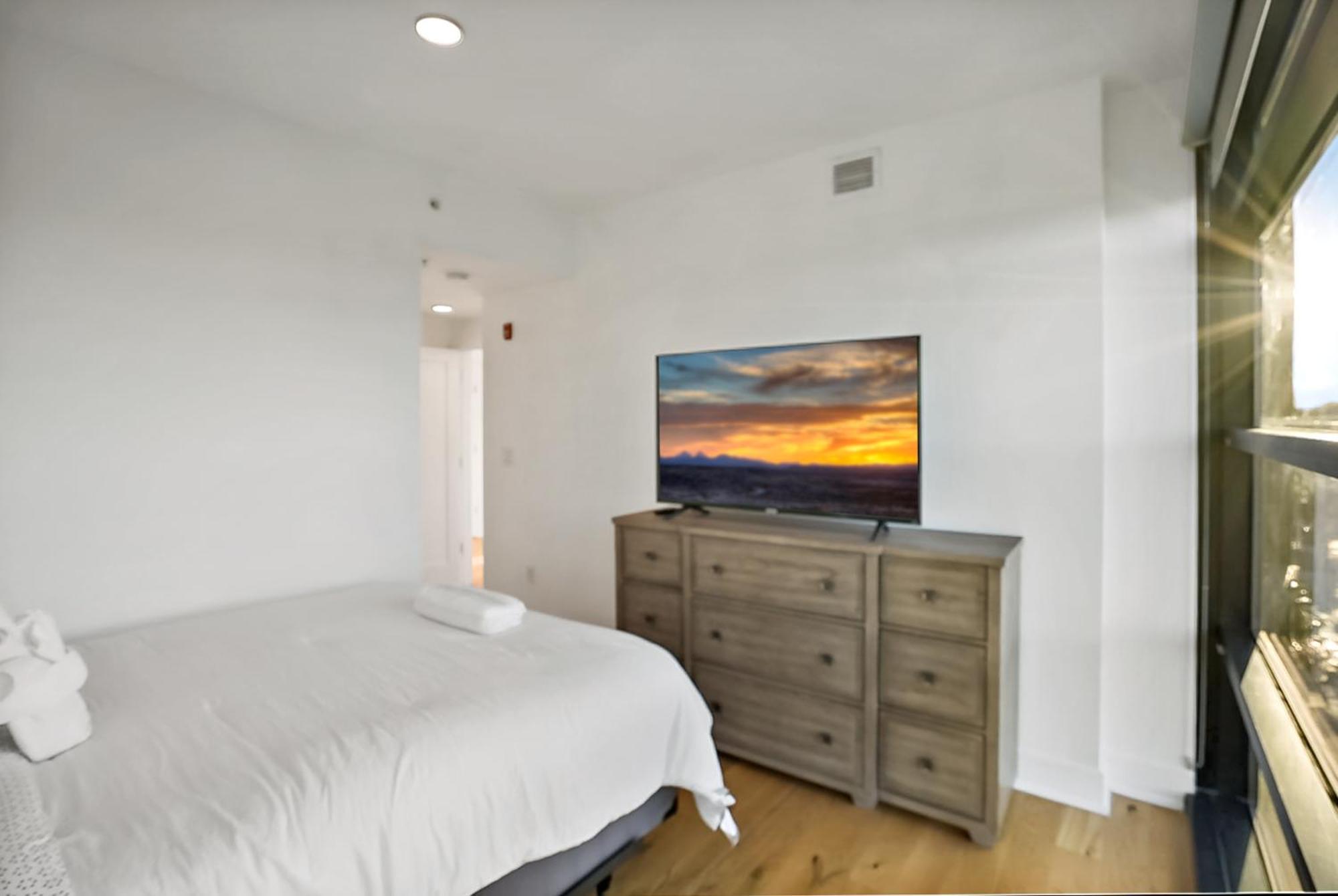 Pure Voyage Shaw Aparthotel Washington Exterior photo
